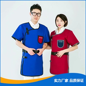 正穿半袖防護(hù)服